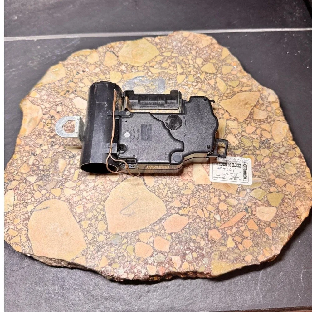 Vintage Unique Natural Stone Wall Clock‎ MCM Atomic Era MCM Retro Decor